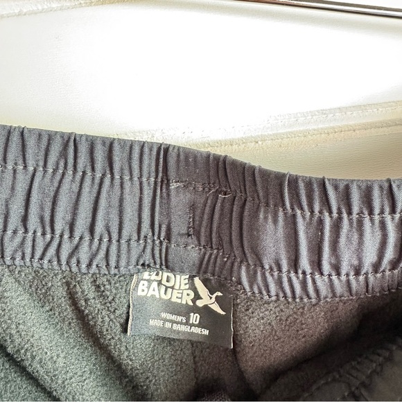 NWT Eddie Bauer Women's Fleece Lined Pants StormRepel Black UPF 50+ Size 10 - Picture 5 of 16
